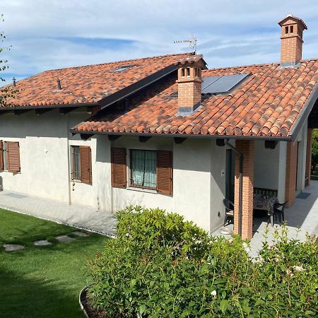 Casa Arge Acomodação com café da manhã La Morra Exterior foto