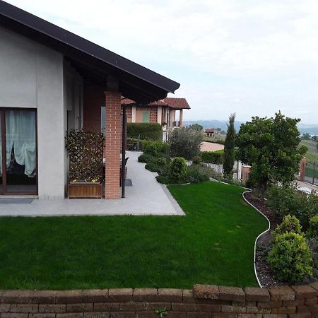 Casa Arge Acomodação com café da manhã La Morra Exterior foto
